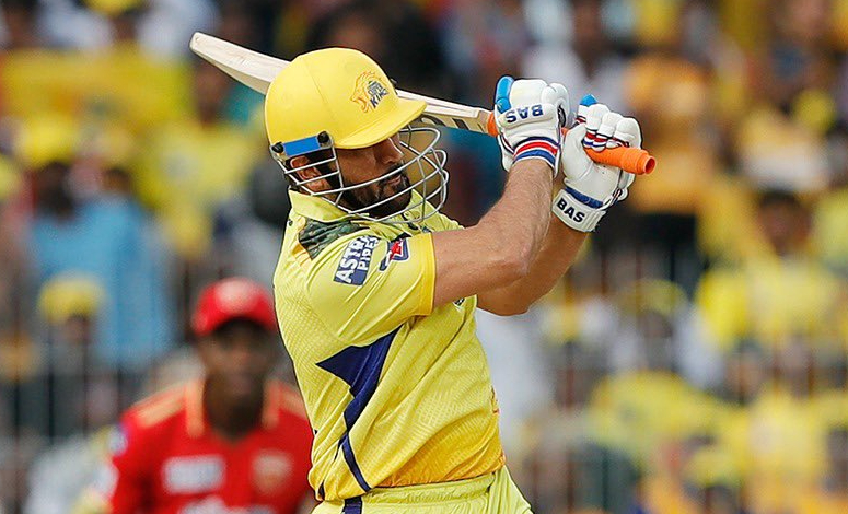 Still a dream for most batters' - Fans go wild as MS Dhoni finishes first  innings of CSK vs PBKS with two sixes | Skyexch