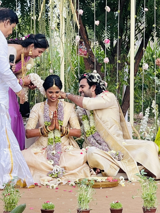 Ashok Selvan and Keerthi Pandian are married